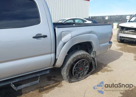 2009 Toyota Tacoma Prerunner V6 z USA, uszkodzony, nr VIN 3TMJU62NX9M082933